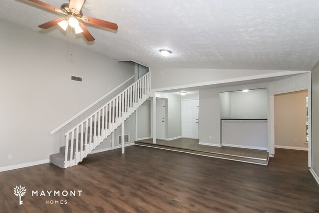 Building Photo - 2472 Hewatt Rd