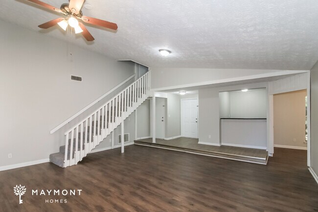 Foto del edificio - 2472 Hewatt Rd