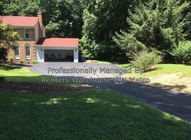 Foto del edificio - 619 Tanglewood Dr