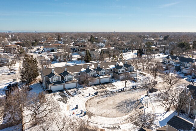 Building Photo - 712 Hamilton Ct