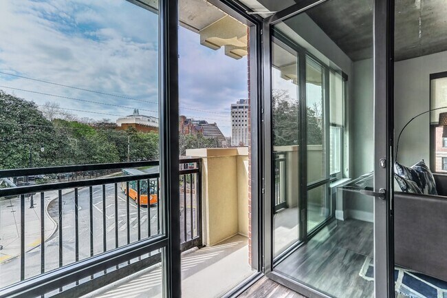 Foto del edificio - 908 14th Ave S