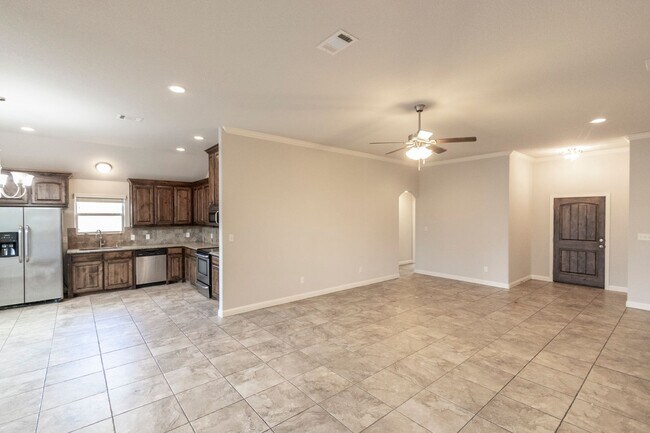 Foto del edificio - Updated with Charming Details