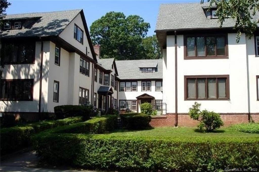 Primary Photo - 424 Whitney Ave