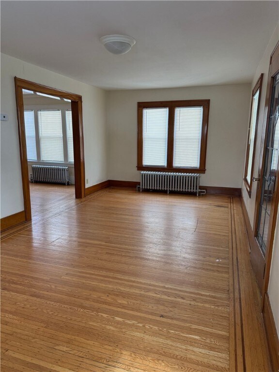 Foto del edificio - 229 Inglewood Dr