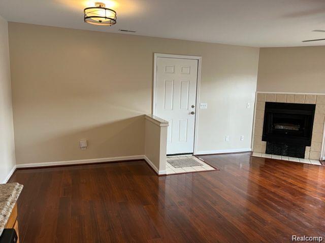 Building Photo - 16143 Clarkson Dr W