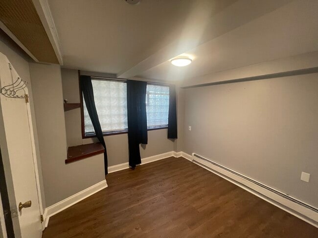 Foto del edificio - 5420 N Campbell Ave