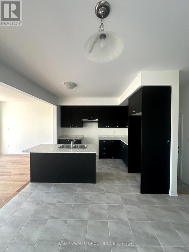 Photo du bâtiment - 41 Canvas Crescent