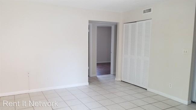 Foto del edificio - 8431 N 39th St