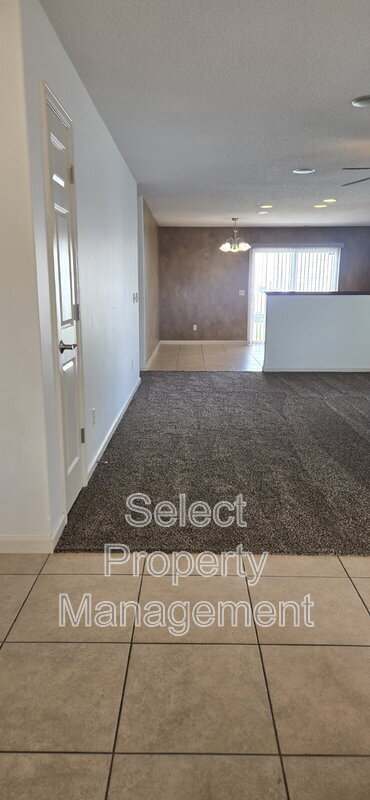 Foto del edificio - 9121 Brickshire Pkwy