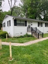 Building Photo - 1813 Walker Ave