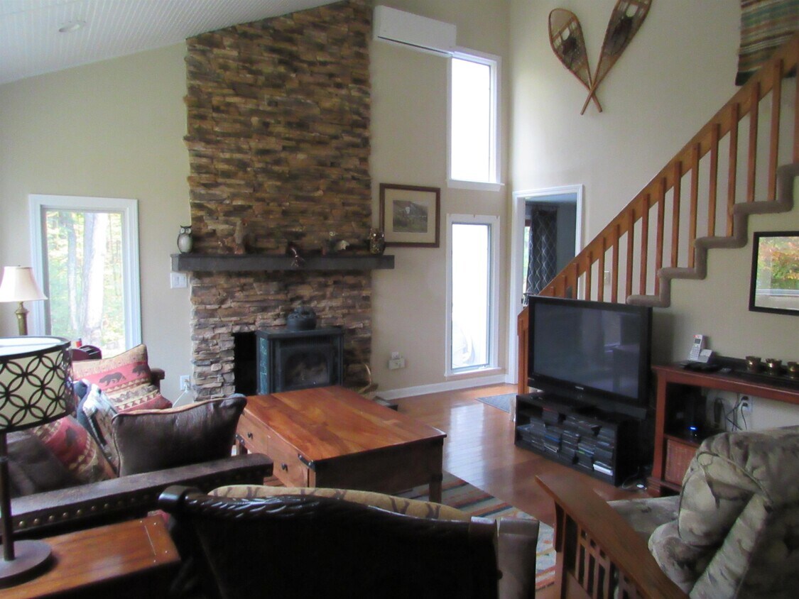 37 Marden Dr, Campton, NH 03223 House Rental in Campton, NH