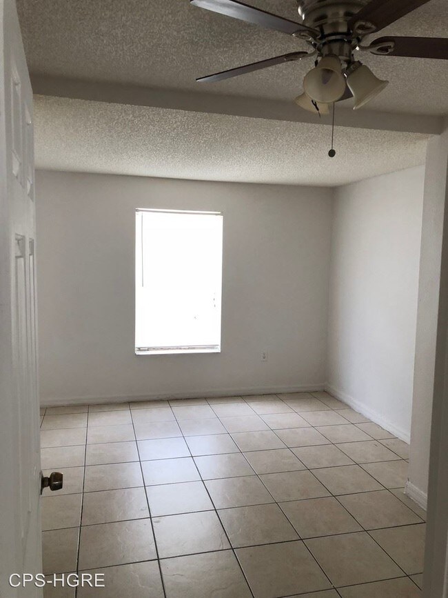 Foto del edificio - 2 br, 1 bath House - 833 Sky Lake Cir Unit A