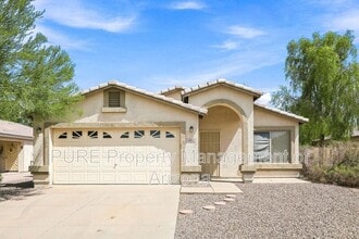 Building Photo - 8952 E Birchwood Cir