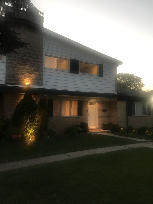 Foto del edificio - 412 Glendale Rd