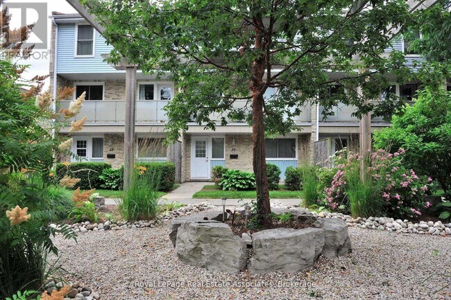 Building Photo - 35 Breckenridge Dr