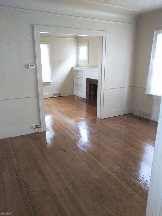 Foto del edificio - 4 br, 2 bath House - 12071 BIRWOOD