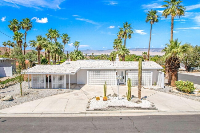 Building Photo - 38951 Bel Air Dr