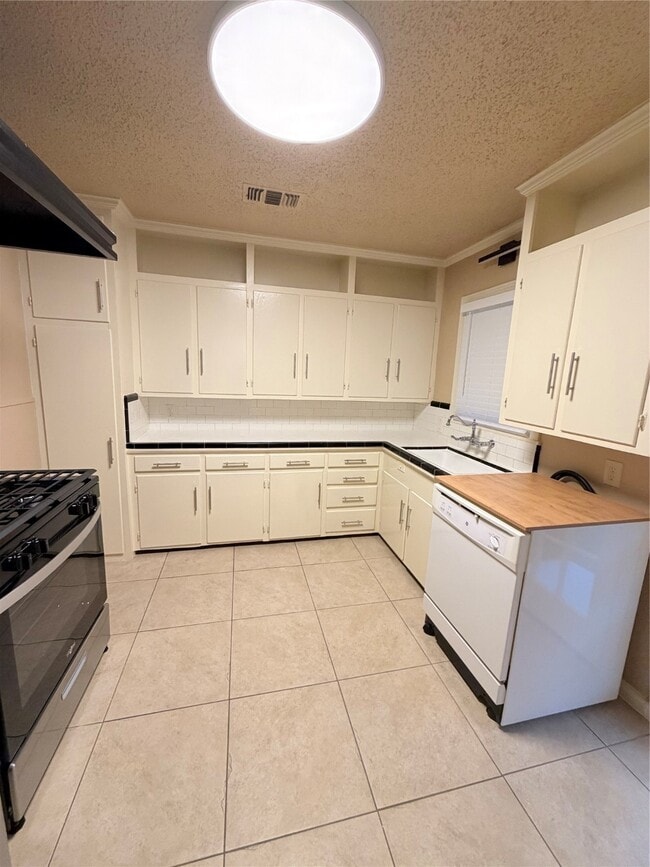 Foto del edificio - 6520 Weslayan St