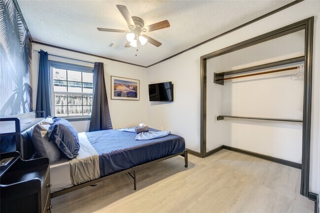 Building Photo - 12434 Mylla St
