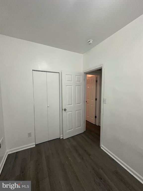 Foto del edificio - 1127 W 2nd St