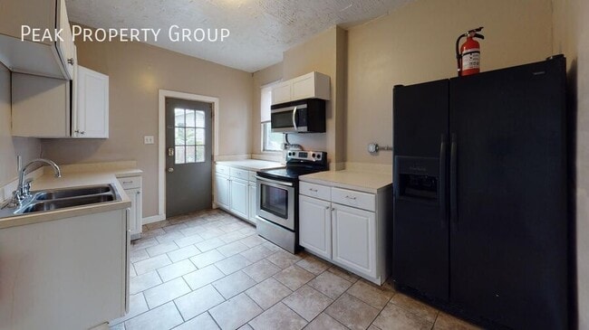 Photo - 2305 Rohs St Apartment