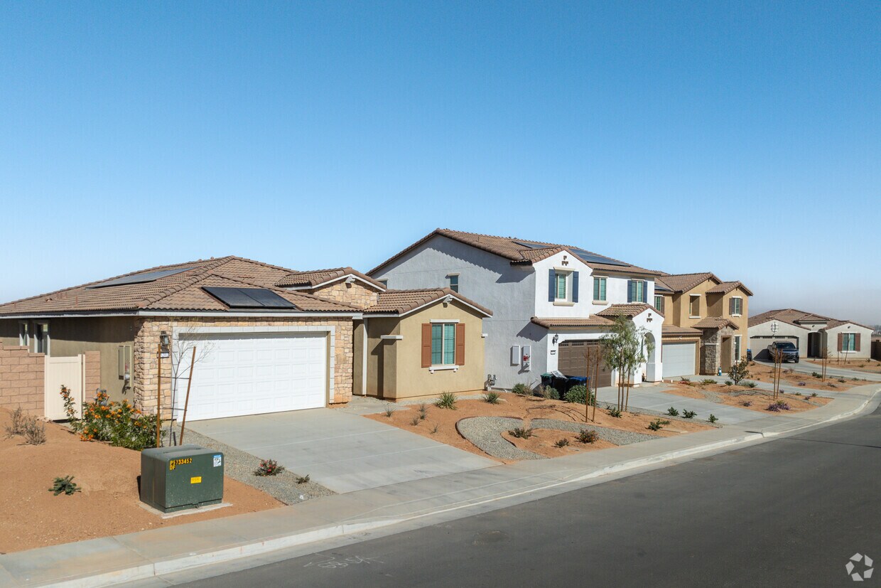 Primary Photo - Cimarron Ridge