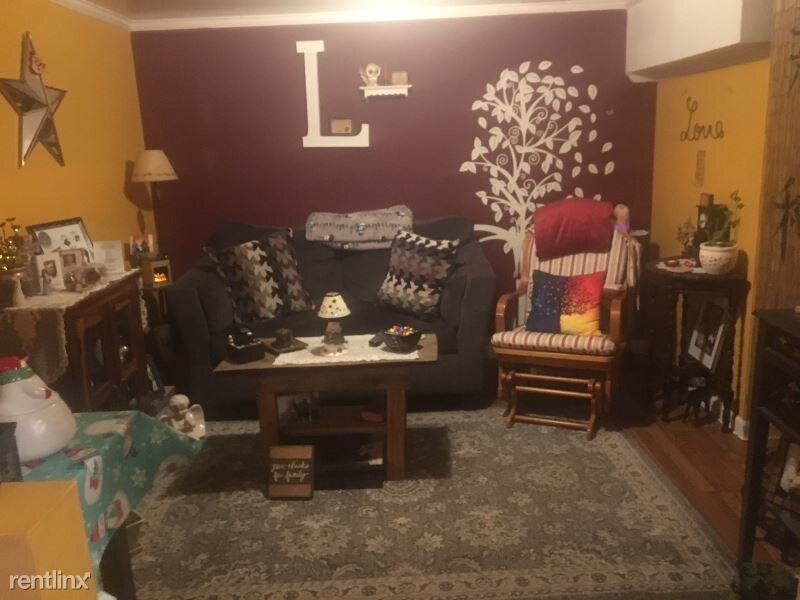 Foto principal - 1 br, 1 bath Apartment - 701 N.Maple ave