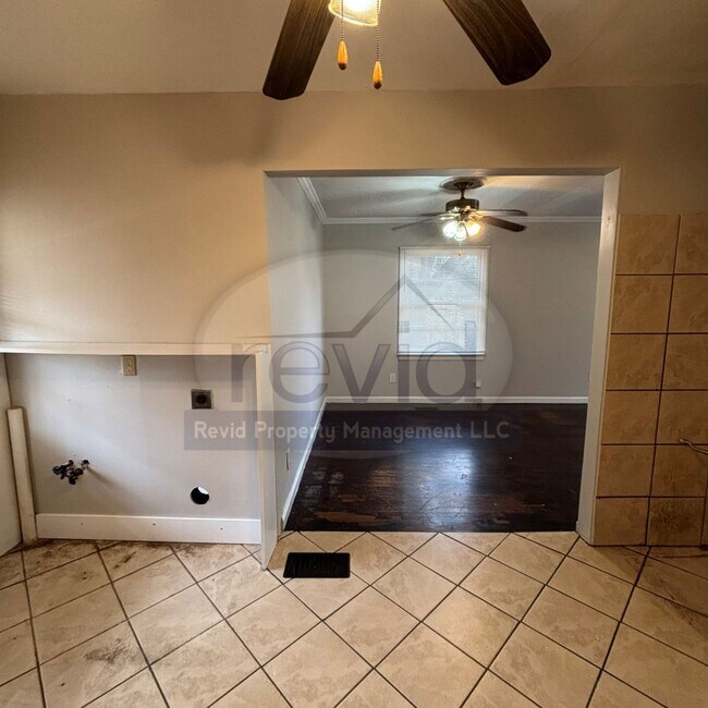 Foto del edificio - 3 Bedroom 1 Bath Home!!