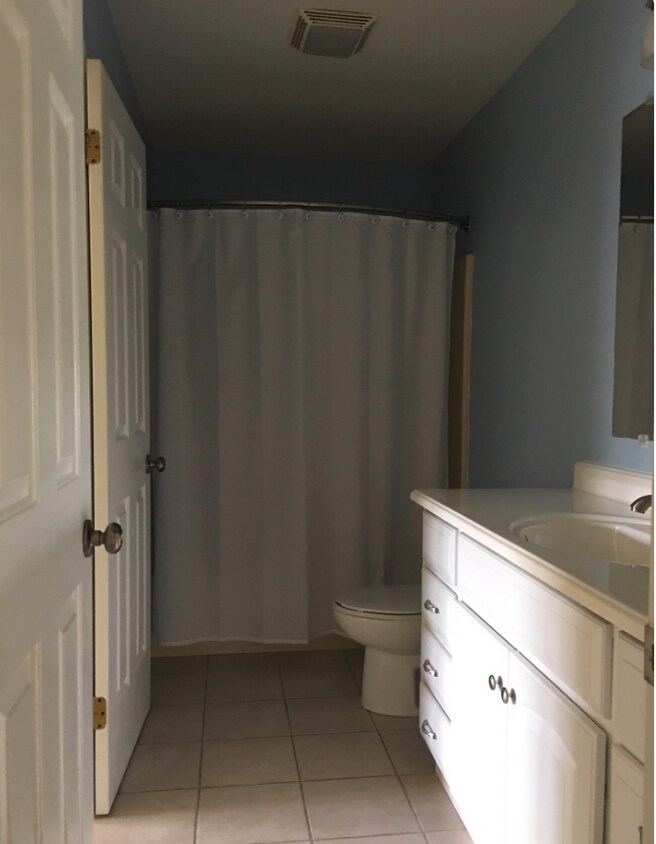 Primary Photo - 35 Southwind Ln