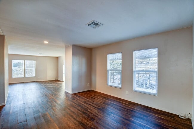 Foto del edificio - 2 bed, 2 bath Home in Prescott!