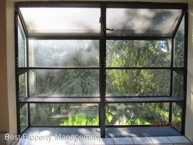 Foto del edificio - 3580 Birchwood Ter