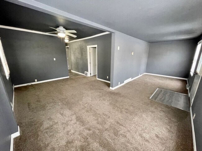 Foto del edificio - 317 Grandview Ave