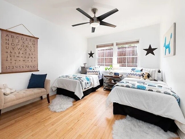 Photo - 10746 Cranks Rd House