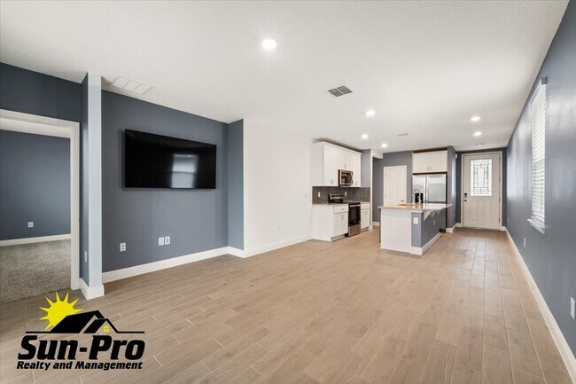 Building Photo - 203 Pitching Wedge Dr