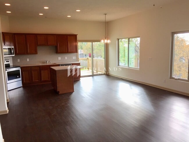 Photo - New Rambleridge Ranch House