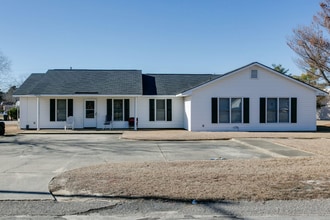 Building Photo - Devonwood