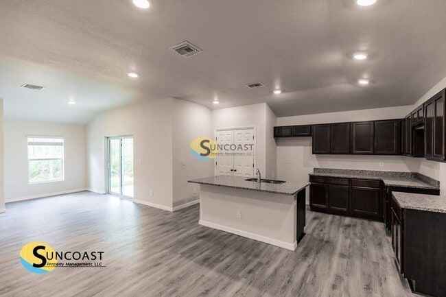 Foto del edificio - 357 Greenbriar Blvd