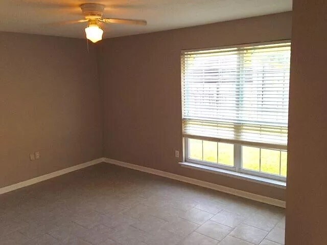 Foto del edificio - 8456 Bayou Fountain Ave