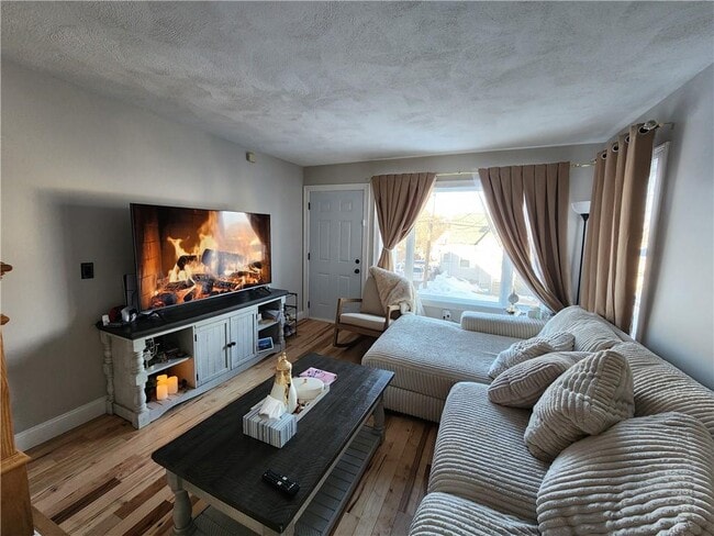 Foto del edificio - 198 Sunbury St