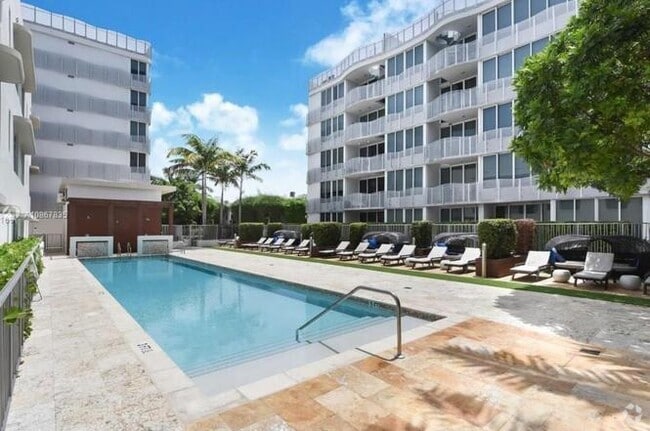 1st of 2 Resort Style Pools - 435 21st St