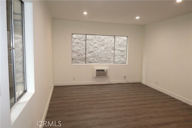 Foto del edificio - 5553 Fulcher Ave