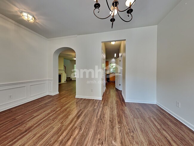 Foto del edificio - 3309 Glamorgan Ct