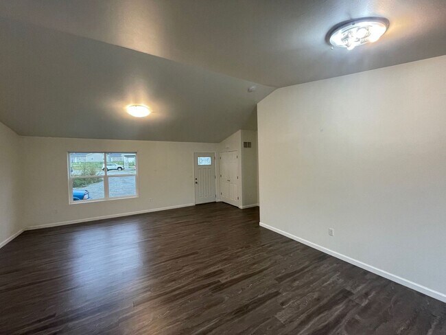 Foto del edificio - 4733-4739 W Adirondack Circle