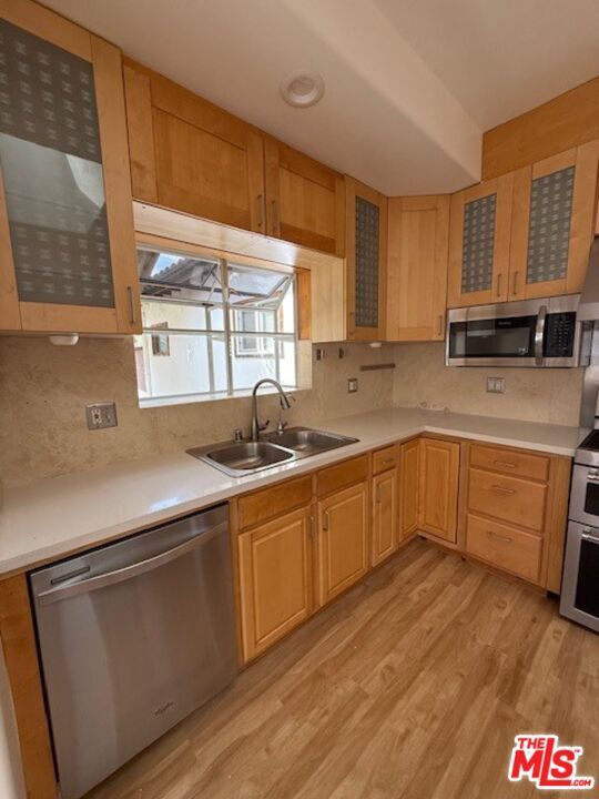 Foto del edificio - 4351 Allott Ave