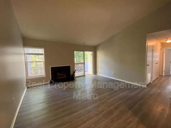 Foto del edificio - 11450 Little Patuxent Pkwy
