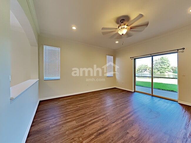 Building Photo - 6424 Orchard Oriole Ln