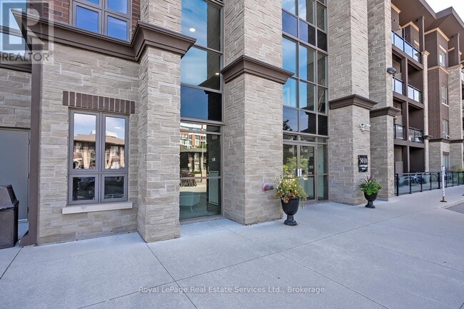 Building Photo - 5010-5010 Corporate Dr