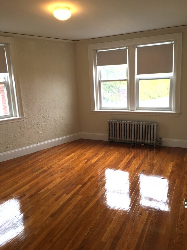 Foto del edificio - 2035 Commonwealth Ave