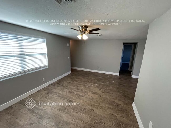 Building Photo - 6231 Seabreeze Dr