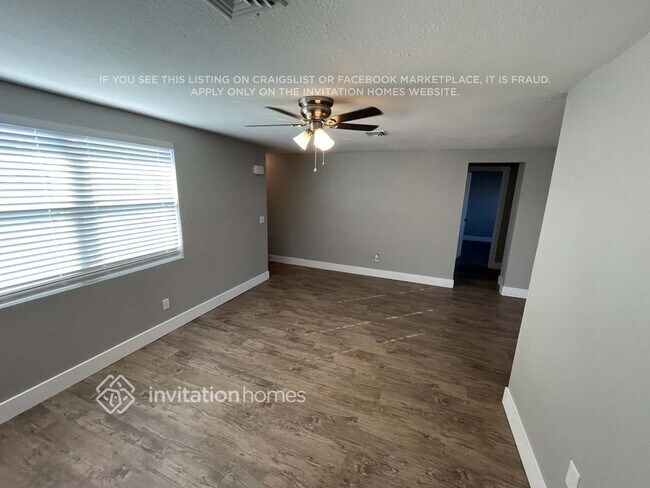 Foto del edificio - 6231 Seabreeze Dr